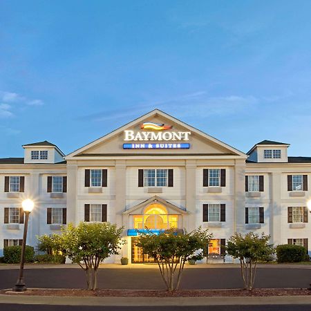 Baymont By Wyndham Pearl Hotel Екстериор снимка