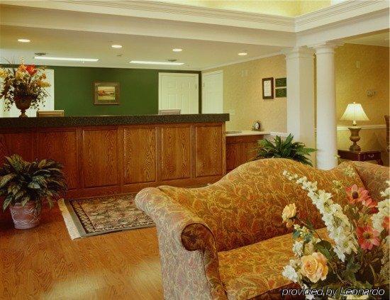 Baymont By Wyndham Pearl Hotel Интериор снимка